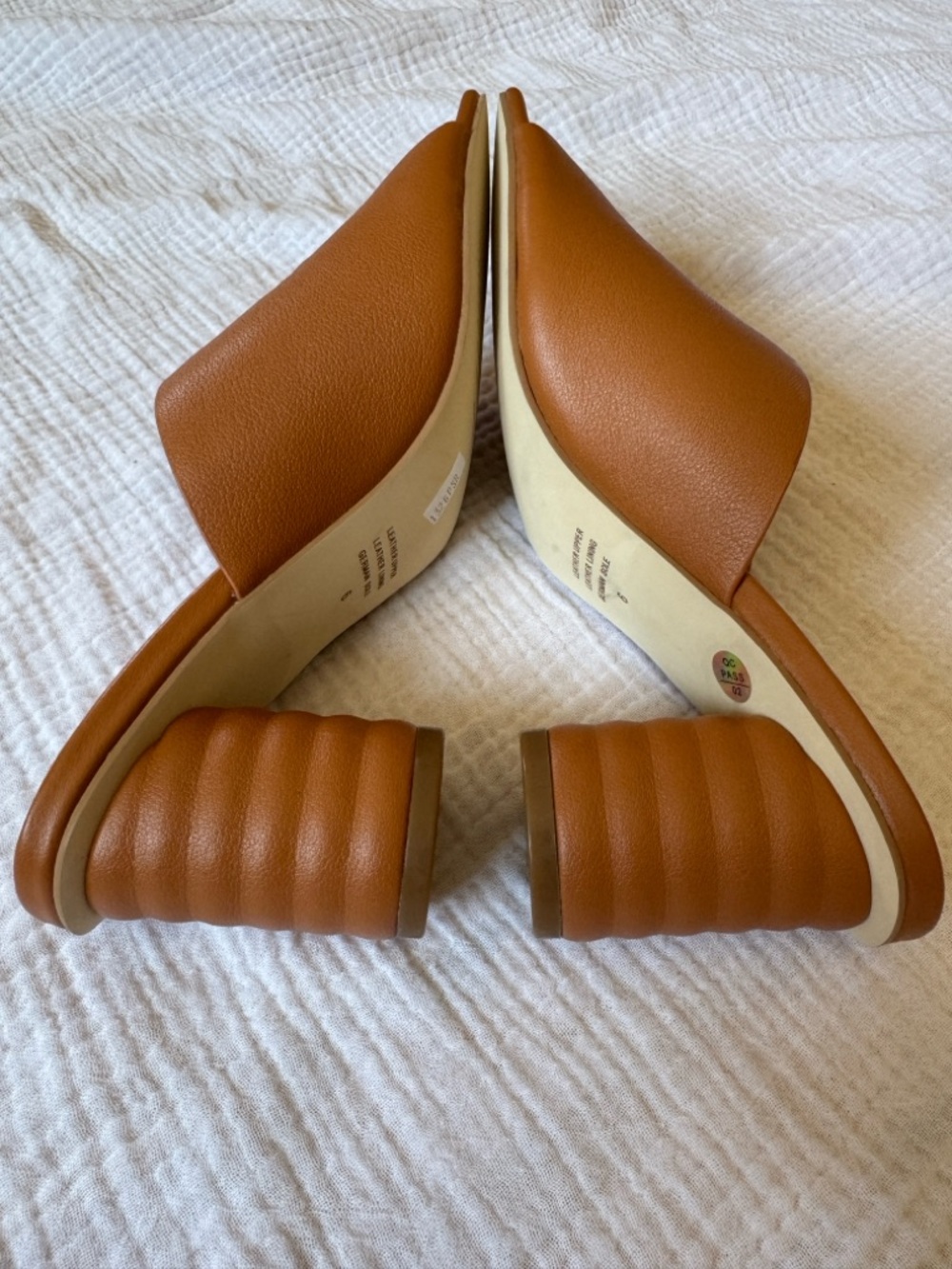 INTENTIONALLY BLANK Cognac Brown Leather Block Heel Mules - Picture 5 of 11